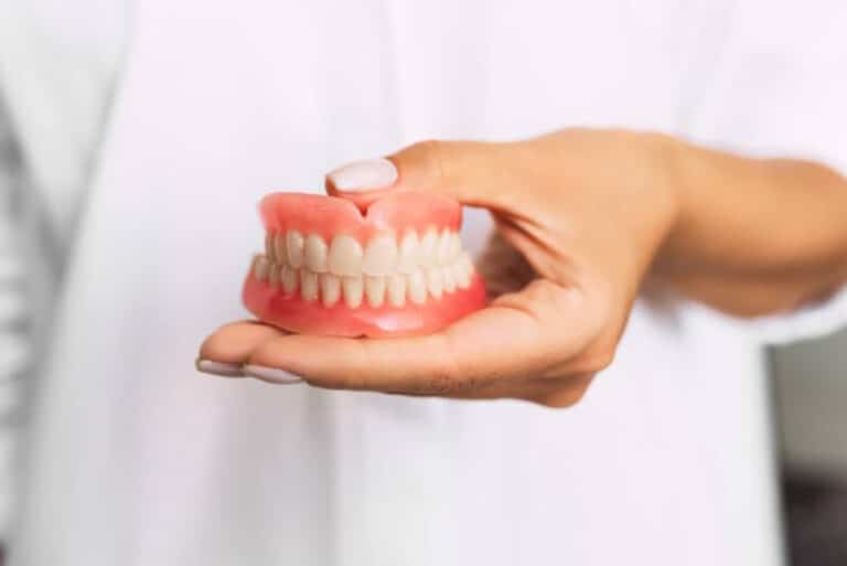 Dentures 1595978667 824221, Does a Broken Denture Count as a Dental Emergency?
