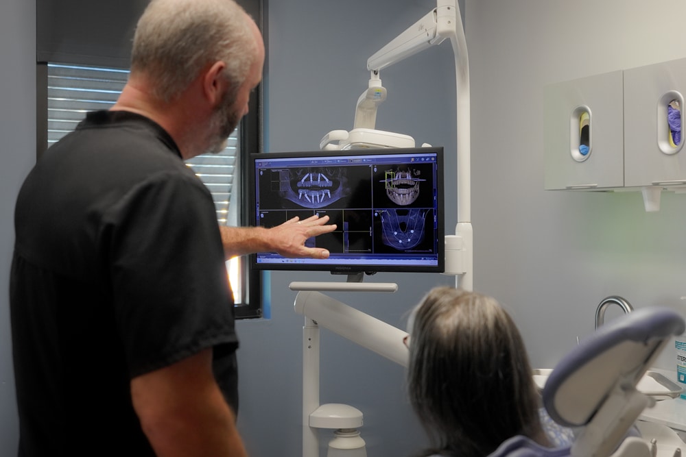 What are the Benefits of Porcelain Veneers?